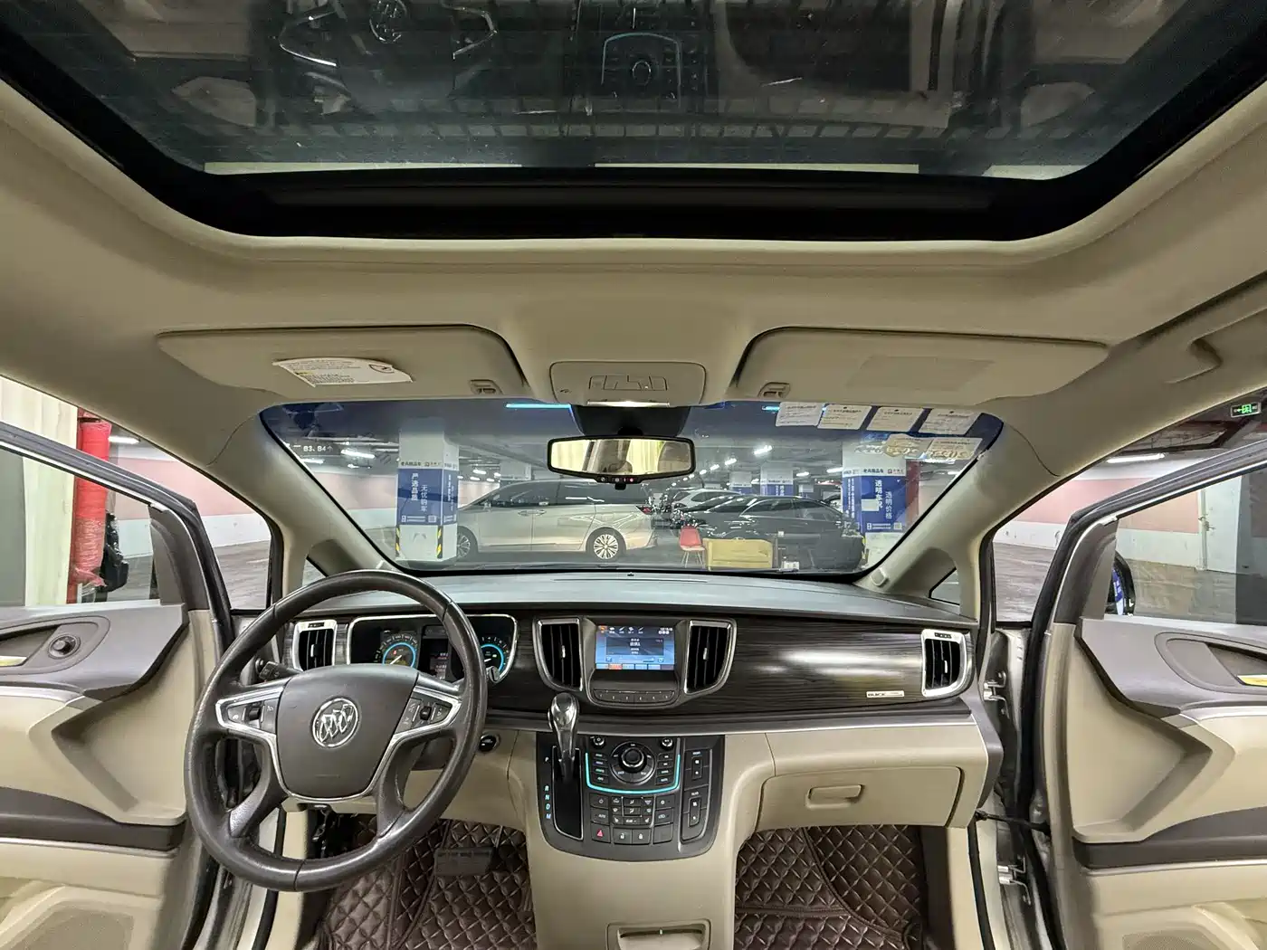 Buick GL8 2011 3.0L GT Luxury Business Elegance Edition фото 25