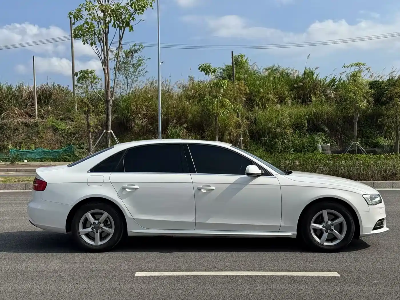 Audi A4L 2016 30 TFSI Collector's Edition Automatic Comfort фото 7