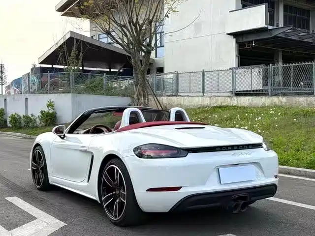 Porsche 718 2020 Boxster 2.0T фото 12