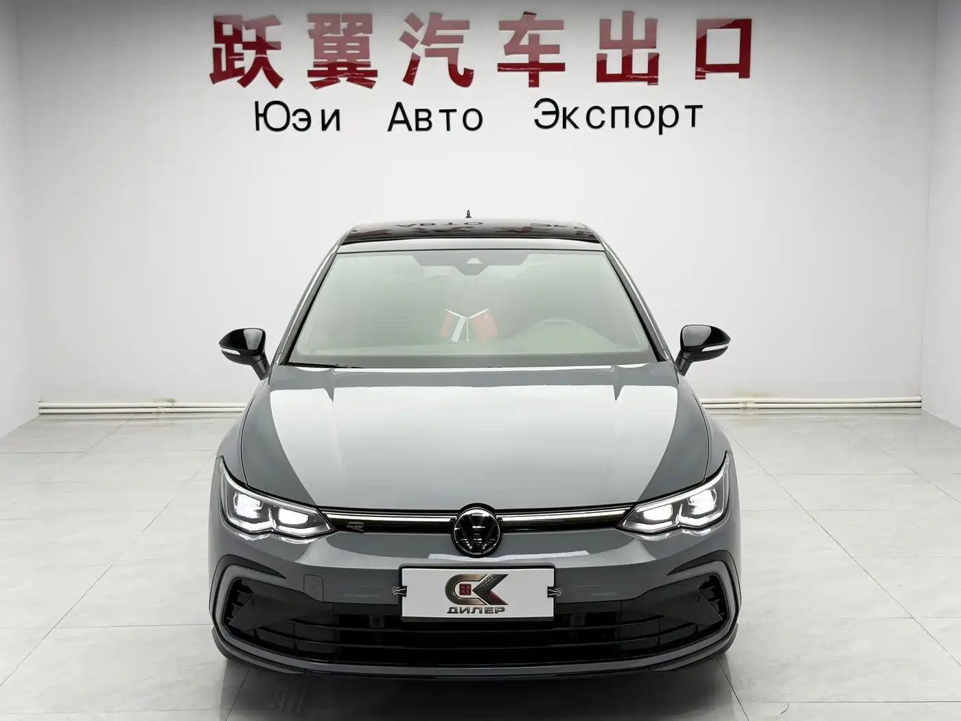 Volkswagen Golf 2023 Facelift 280TSI DSG R-Line фото 2