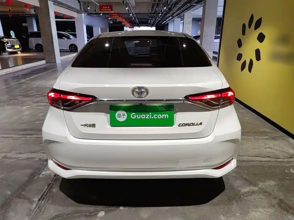 Toyota Corolla 2021 TNGA 1.5L CVT Elite CARE Edition фото 6