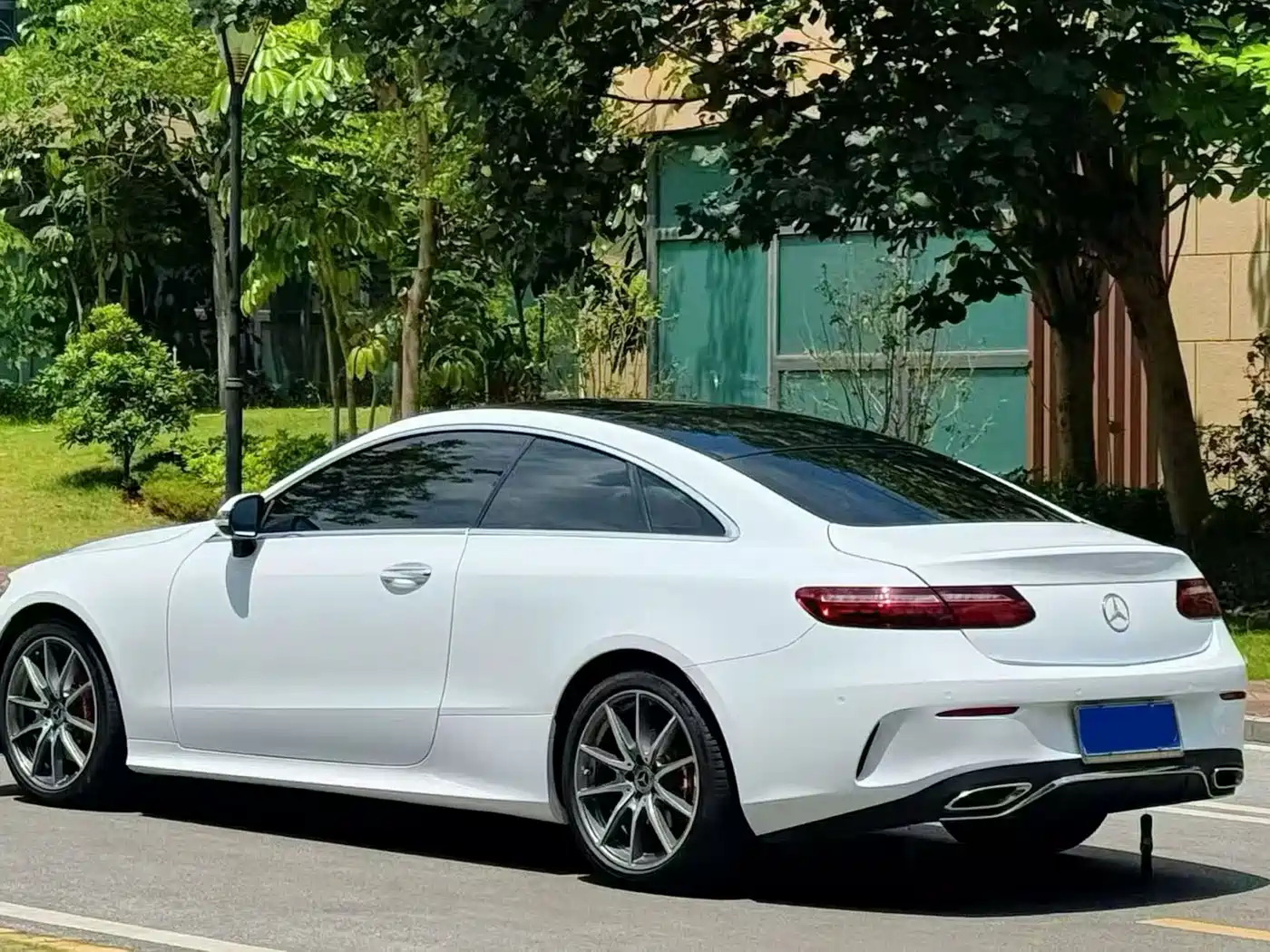 Mercedes-Benz E-Class (Import) 2021 E 260 Coupe фото 7