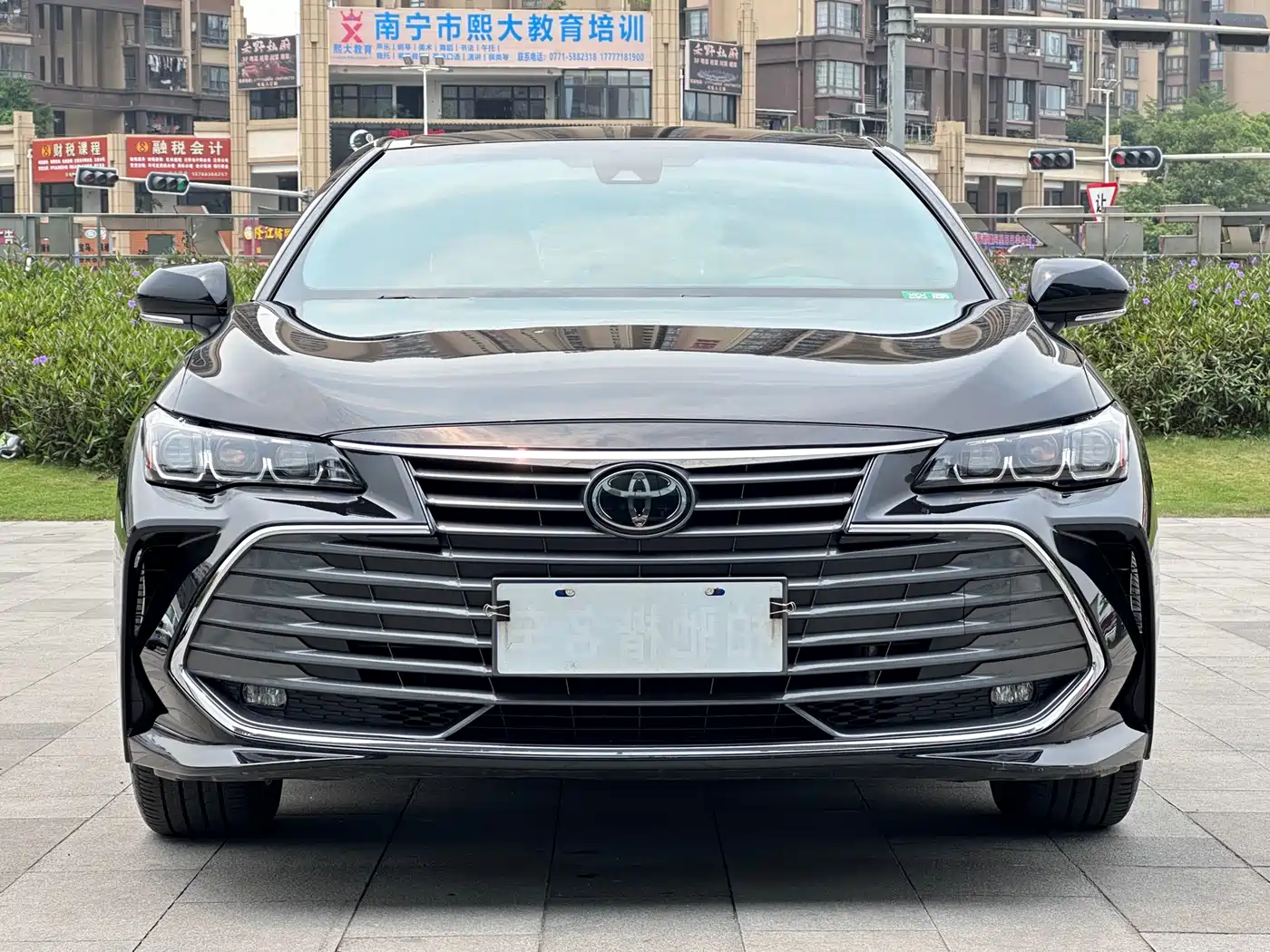 Toyota Avalon 2019 2.0L Luxury Edition (China VI) фото 2