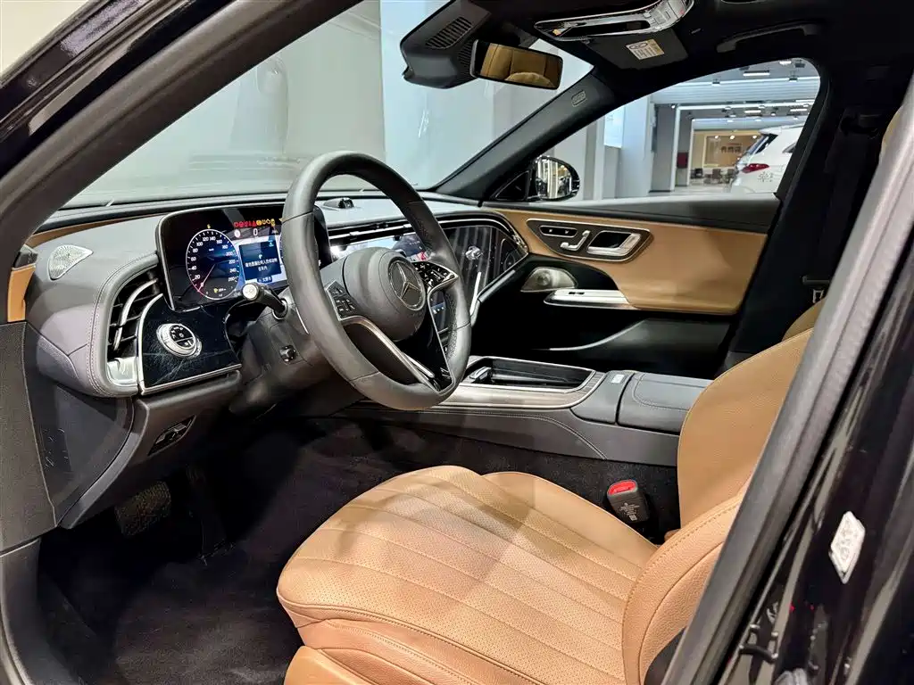 Mercedes-Benz E-Class 2024 Model E 300 L Luxury фото 30