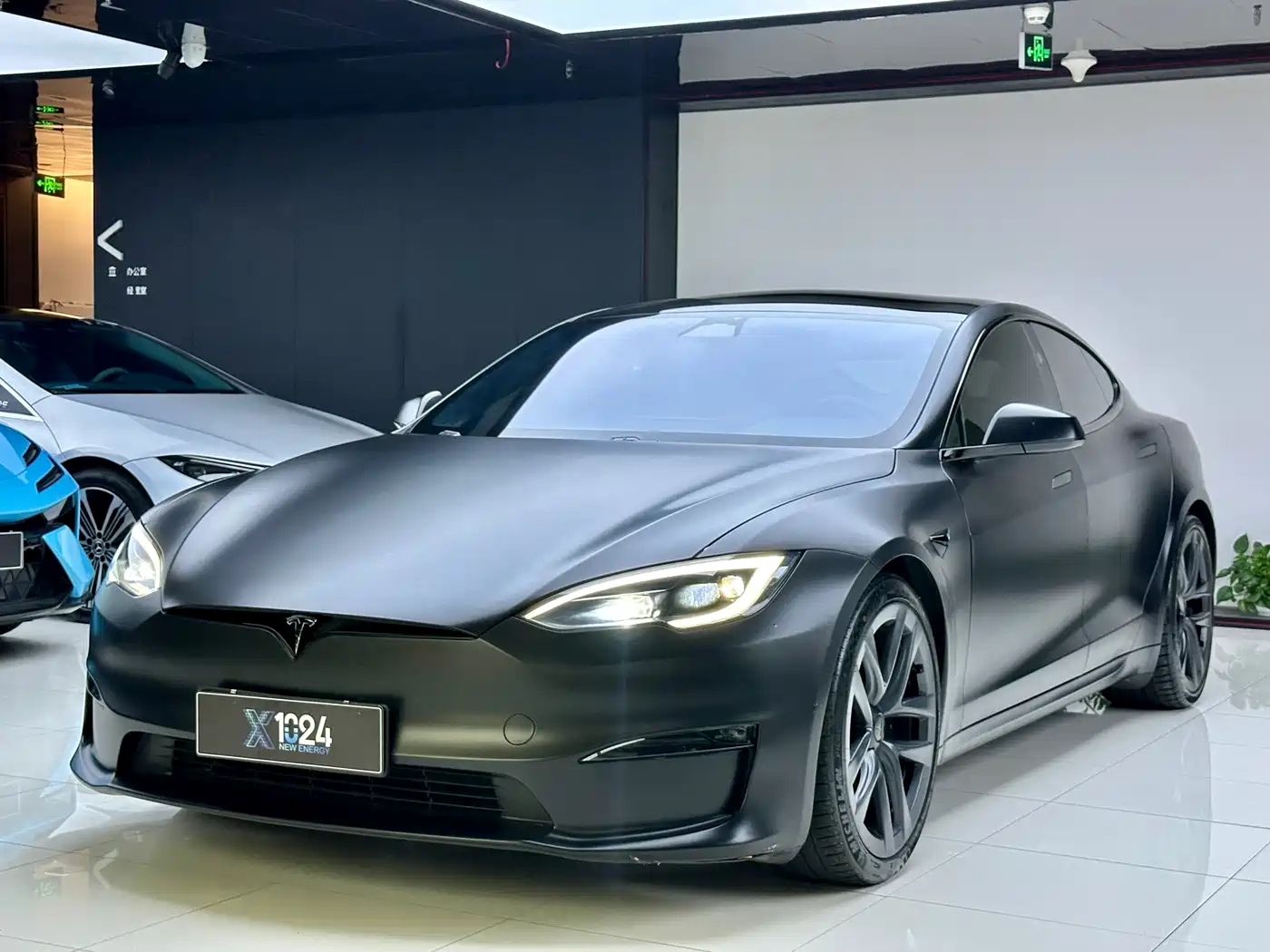 Tesla Model S 2023 Dual Motor All-Wheel Drive Edition