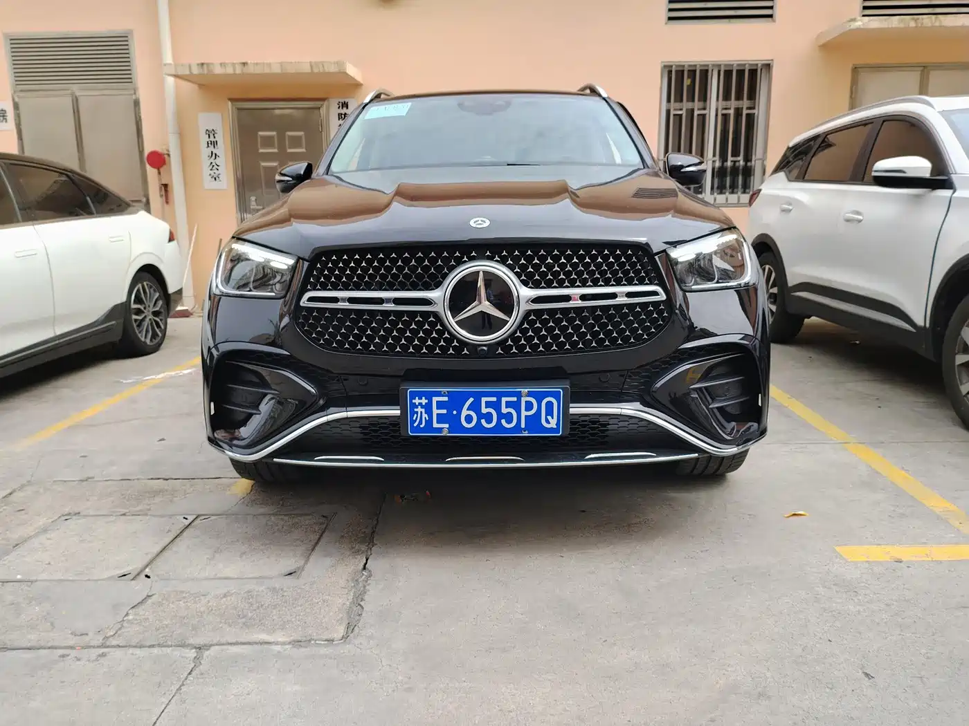 Фото 2 - Mercedes-Benz GLE