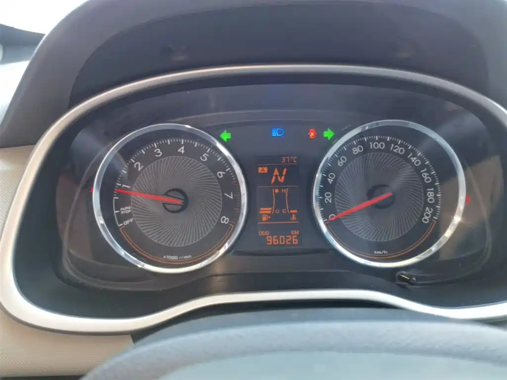 Chevrolet Sail 2018 Sail 3 1.3L AMT Ideal фото 12