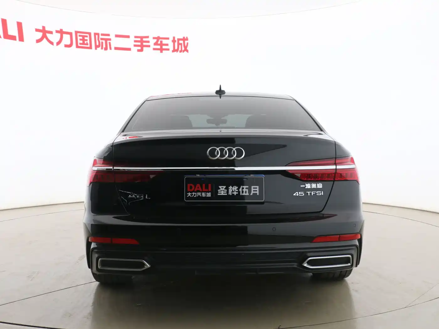 Audi A6L 2021 45 TFSI Exclusive Sport фото 15
