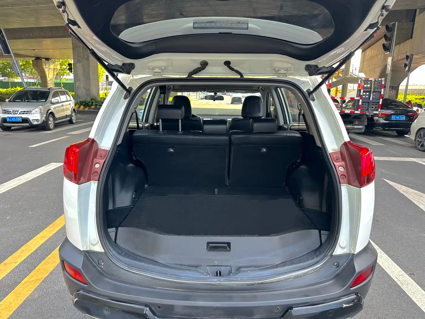 Toyota RAV4 Rongfang 2013 2.0L CVT 4WD Pioneer фото 16
