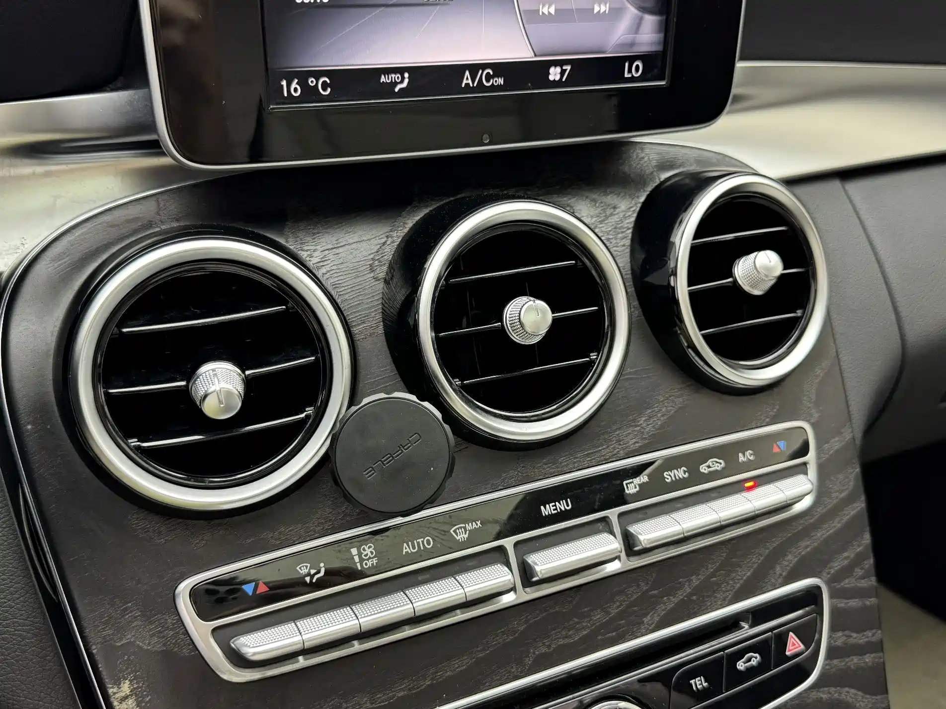 Фото 16 - Mercedes-Benz C-Class