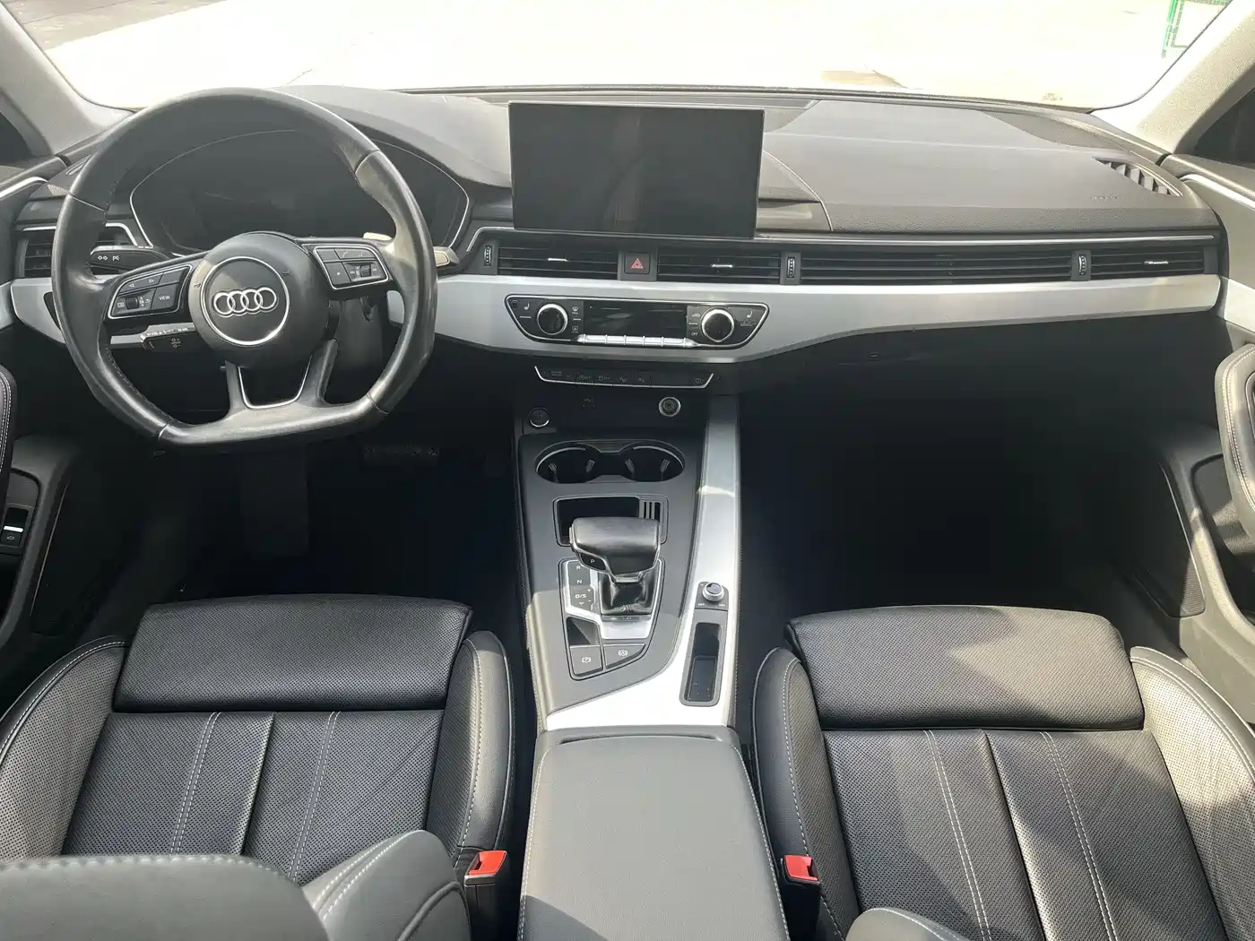 Audi A4L 2022 40 TFSI Luxury Dynamic фото 5