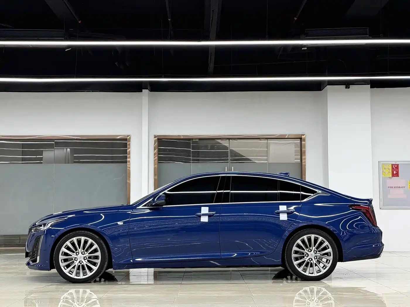 Cadillac CT5 2021 28T Premium Edition фото 3