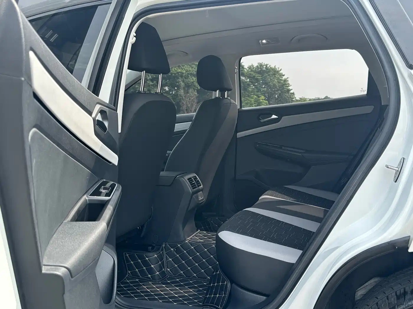 Jetta VS7 2024 2023 Model 280TSI Manual Progressive Edition