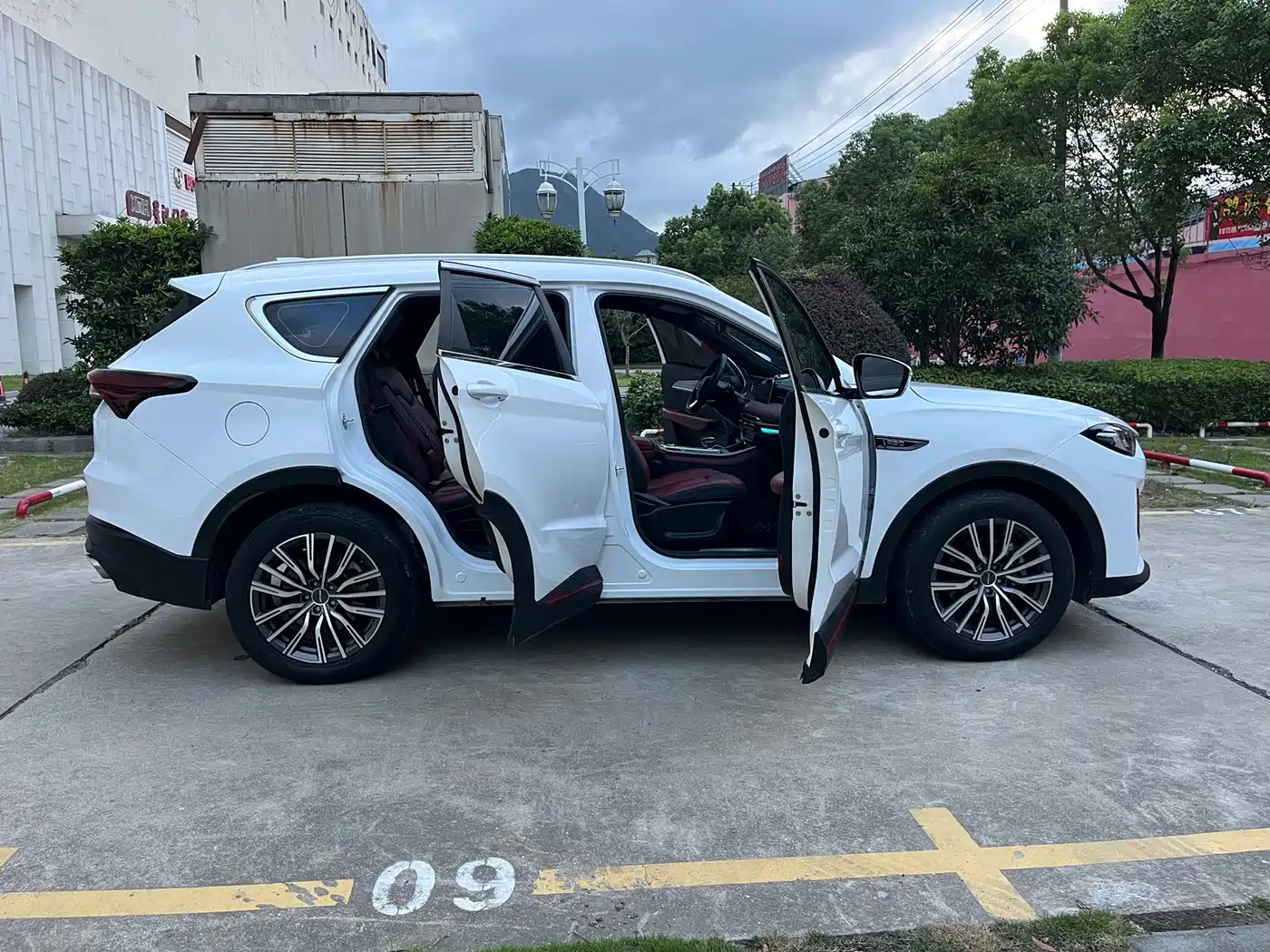 Jetour X70 PRO 2023 2023 1.6T DCT Enjoy PRO 5-Seater