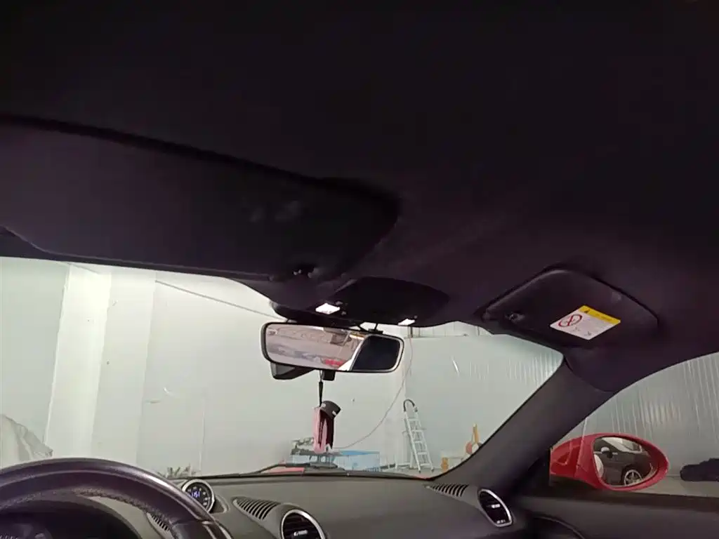 Porsche 718 2016 Cayman 2.0T фото 18