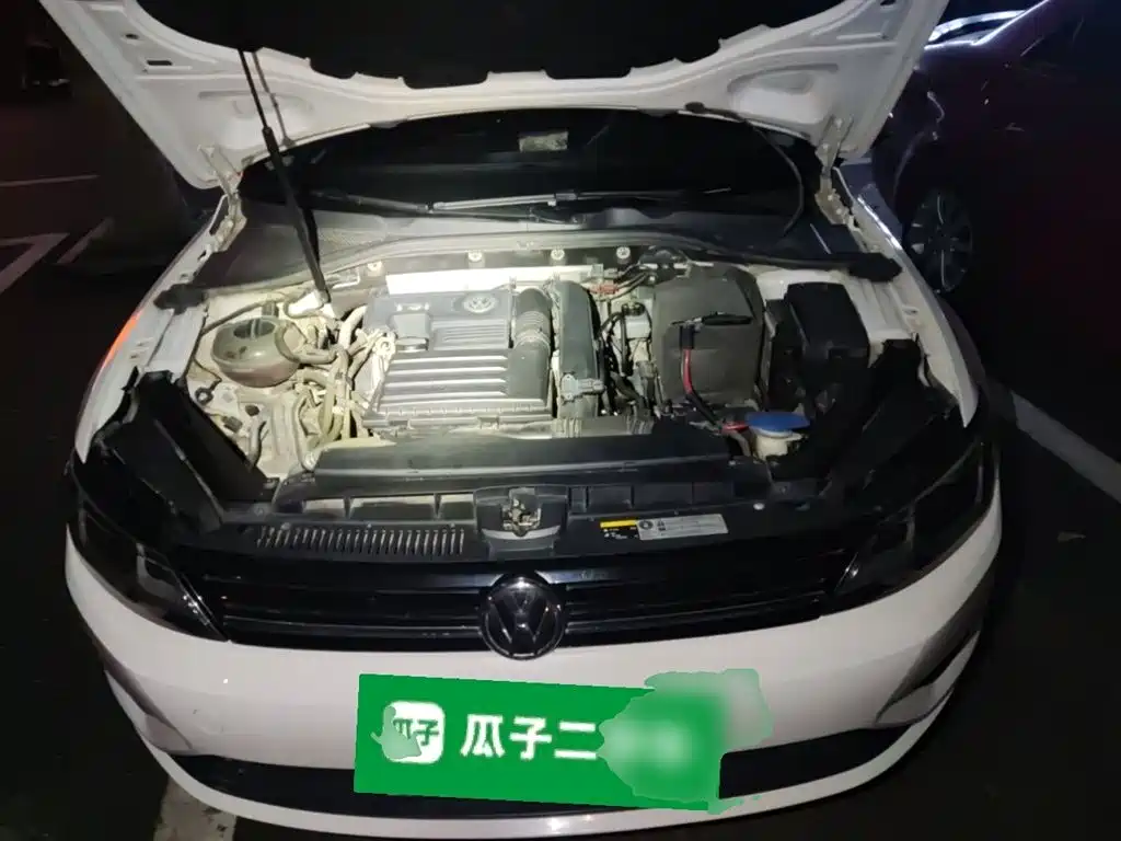 Volkswagen Lamando 2015 230TSI DSG Style фото 11