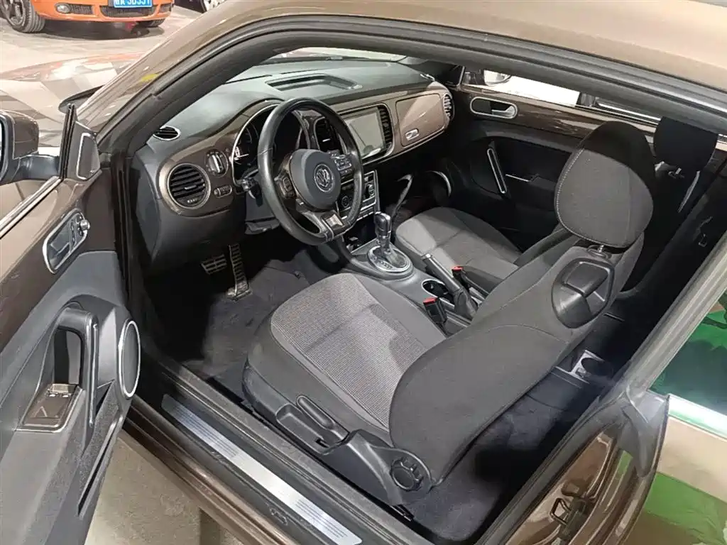 Volkswagen Beetle 2015 280TSI фото 16