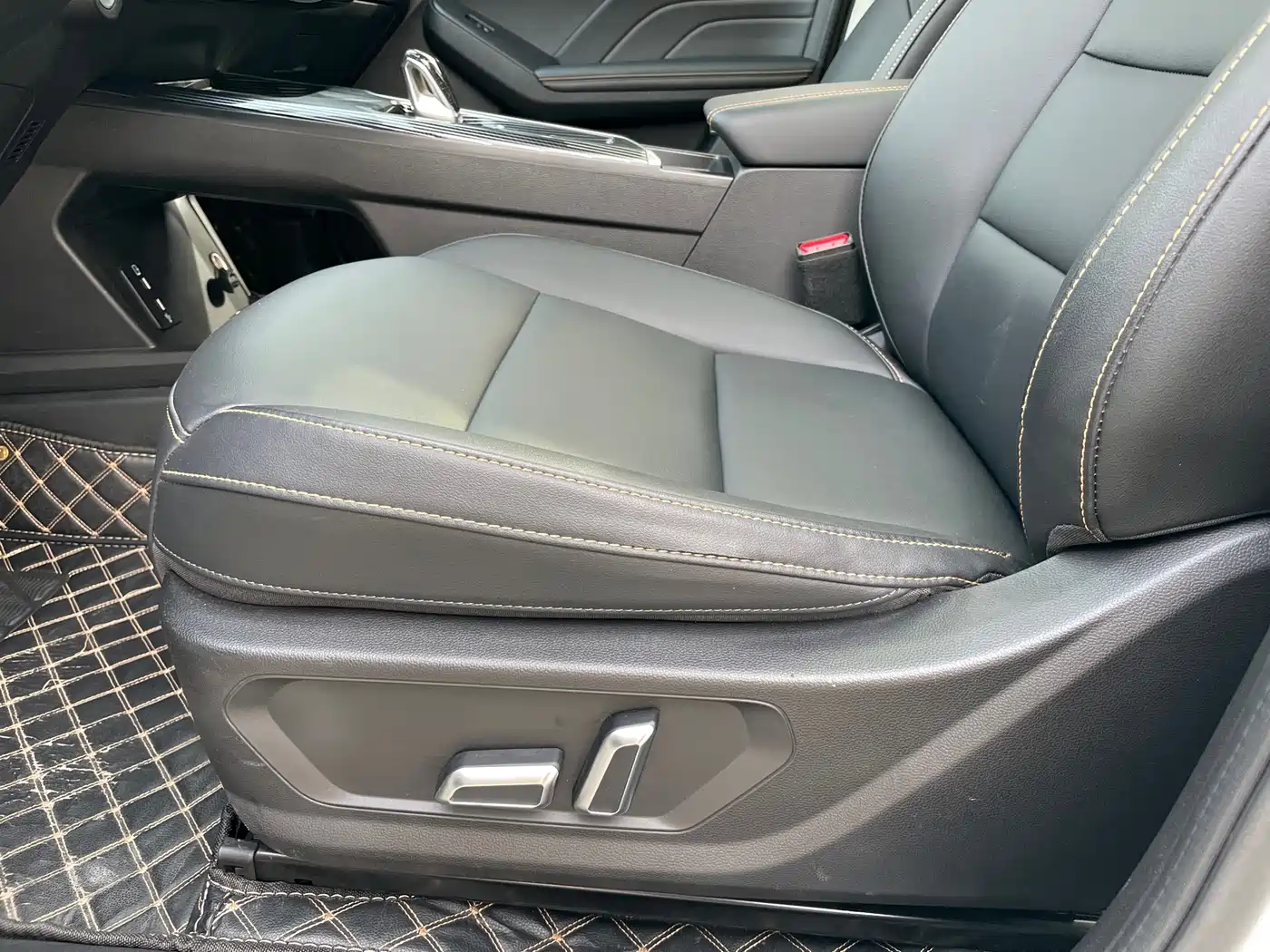 Haval Chitu 2022 Power Edition 1.5T Purple Copper Rabbit фото 11