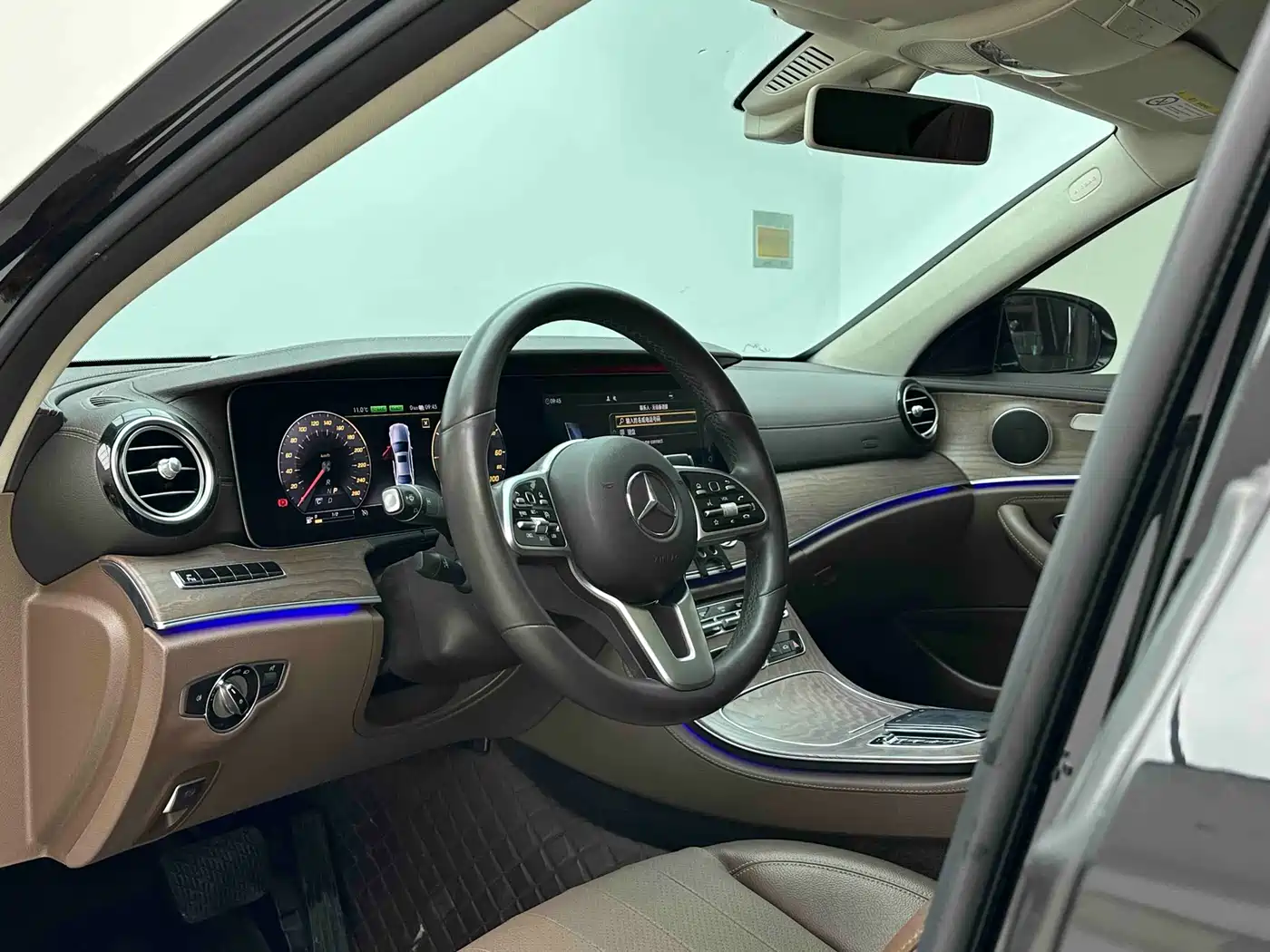 Mercedes-Benz E-Class New Energy 2020 E 300 e L фото 9