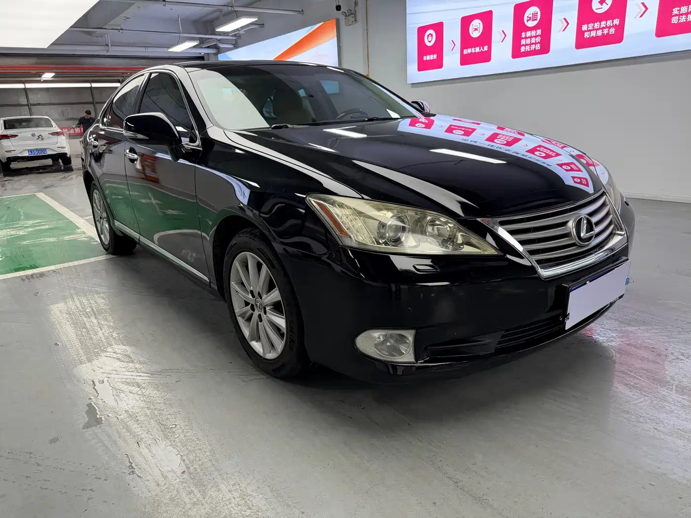 Lexus ES 2010 350 Elegance Edition фото 3