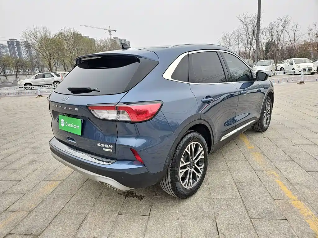 Ford Escape 2021 2020 EcoBoost 245 4WD Premium Edition