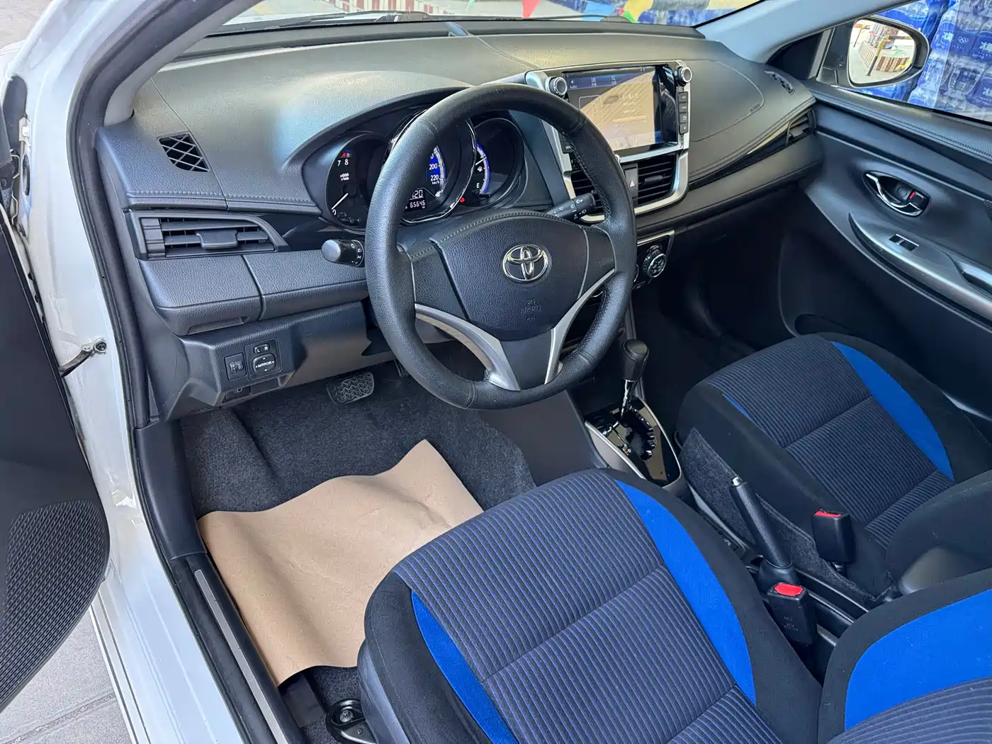 Toyota YARiS L Zhi Xuan 2017 1.5G CVT Speed Sunroof Upgrade Edition фото 2
