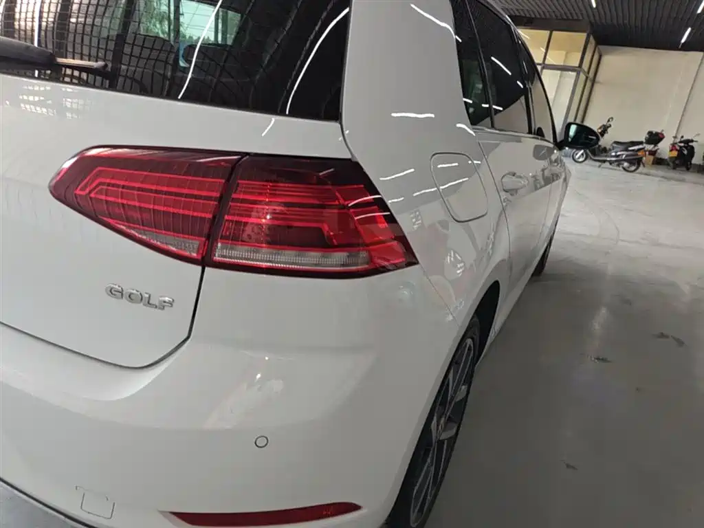 Volkswagen Golf 2019 200TSI DSG Comfort Progressive China VI фото 8