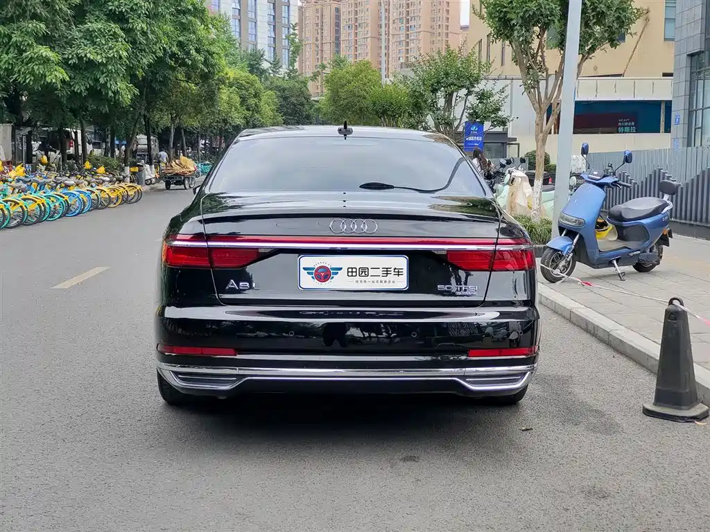 Audi A8 2019 Plus A8L 50 TFSI quattro Comfort фото 5
