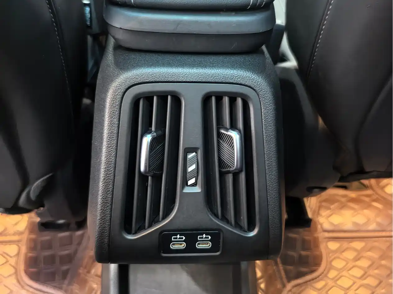 BMW X1 2023 sDrive20Li X Design Package фото 17