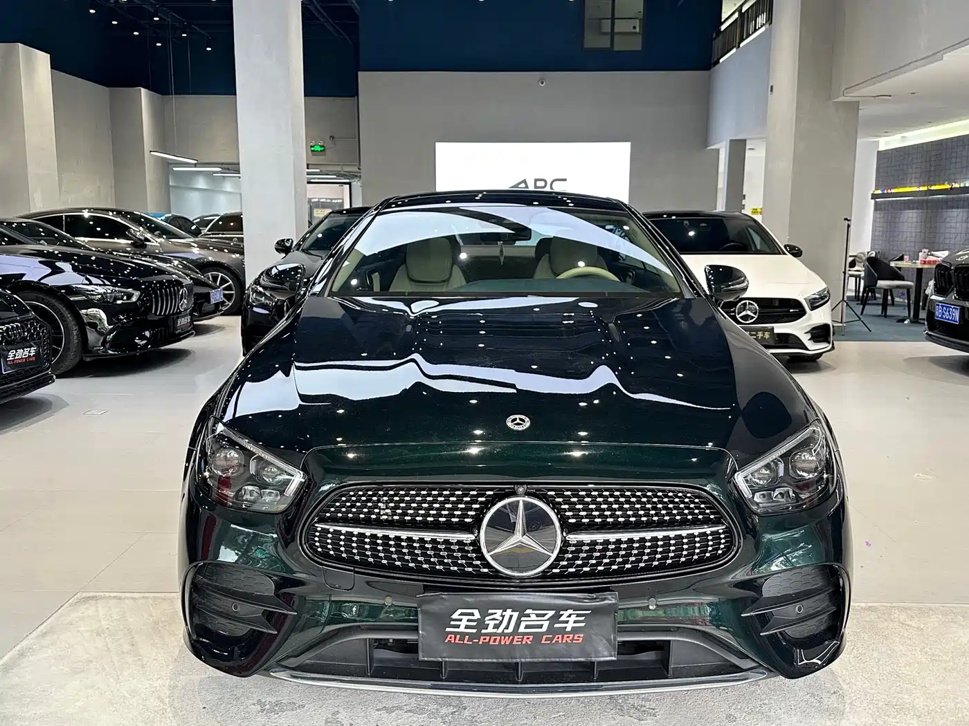 Mercedes-Benz E-Class (Import) 2023 E 300 Coupe фото 2