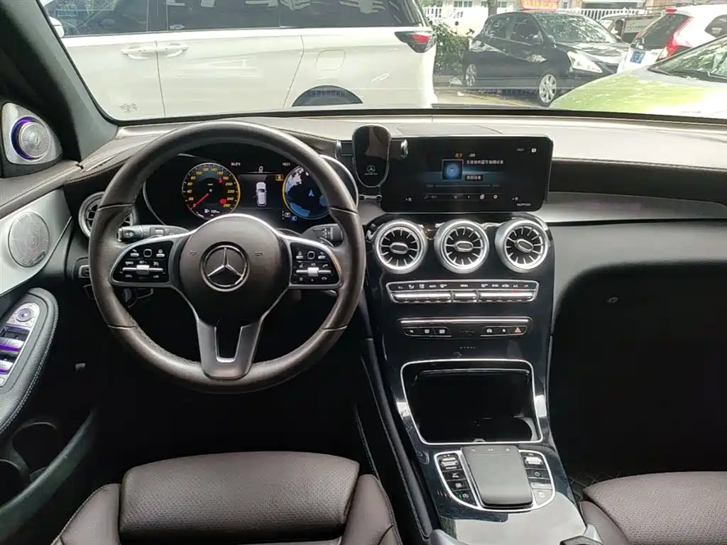 Mercedes-Benz GLC 2020 GLC 260 L 4MATIC Luxury фото 6
