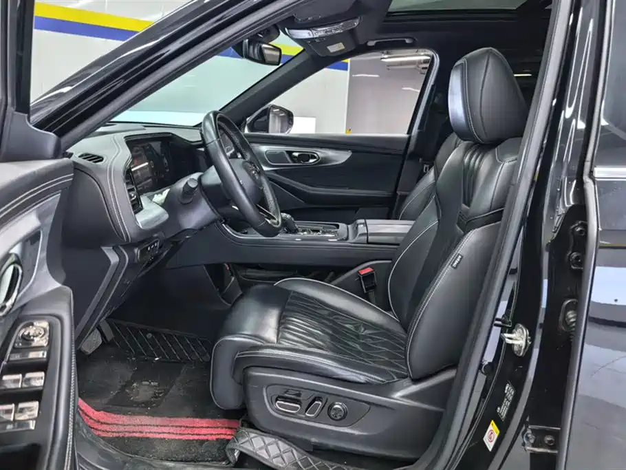 GAC Trumpchi Trumpchi GS8 2022 Hybrid Series 2.0TM 4WD Premium Edition (7-Seater) фото 9