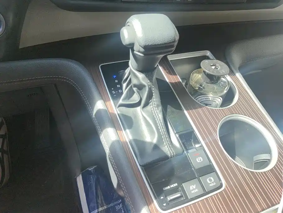 Toyota Sienna 2023 2.5L Hybrid Comfort Edition фото 16