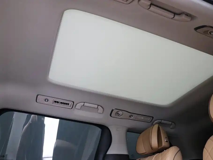 Denza D9 2026 2024 DM-i 980 AWD Prestige