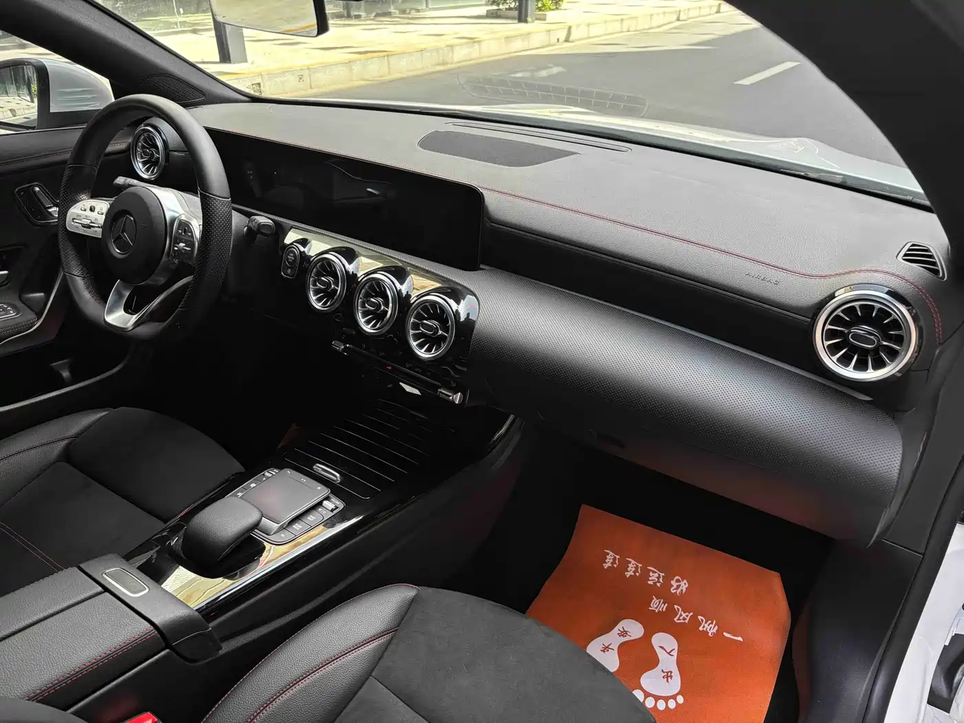 Mercedes-Benz CLA (Import) 2022 CLA 200 фото 4