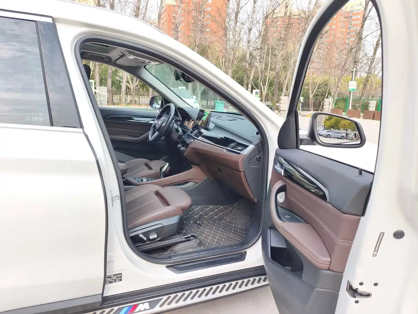 BMW X1 2022 sDrive25Li Leading фото 15