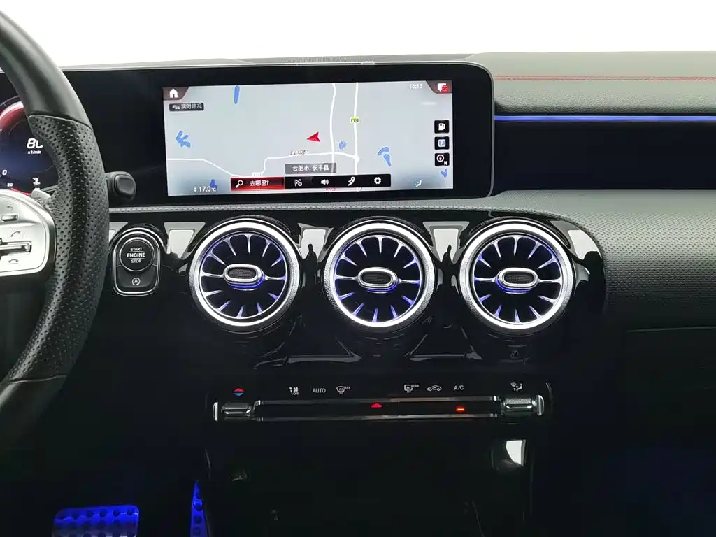 Mercedes-Benz CLA, миниатюра 12