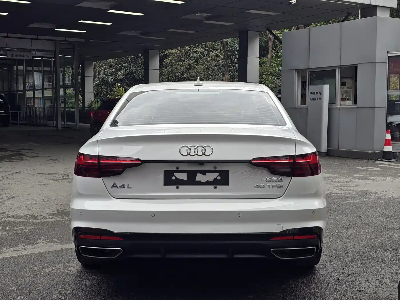 Audi A4L 2023 40 TFSI Luxury Sport фото 5