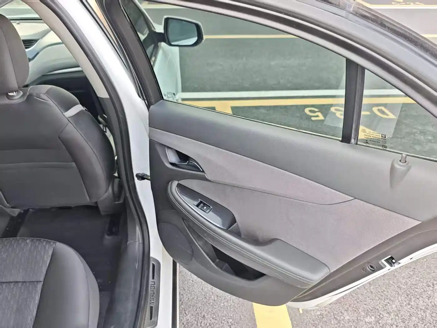 Chevrolet Malibu 2017 1.5T Automatic Comfort Edition фото 17
