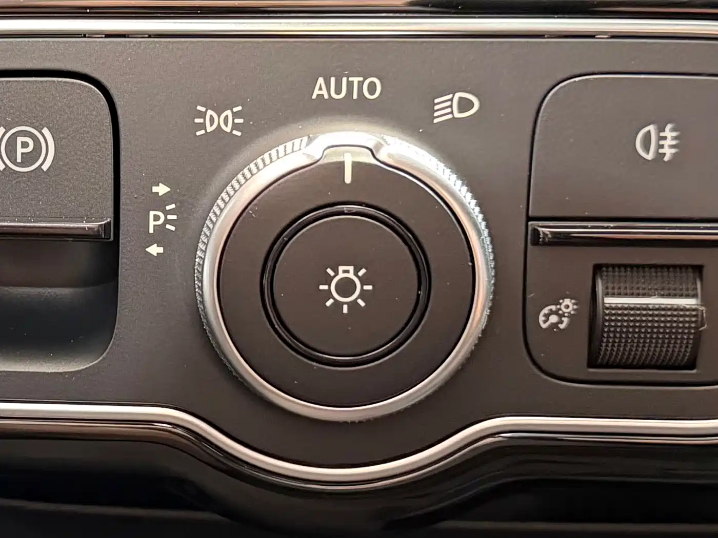 Mercedes-Benz A-Class 2023 A 180 L фото 20