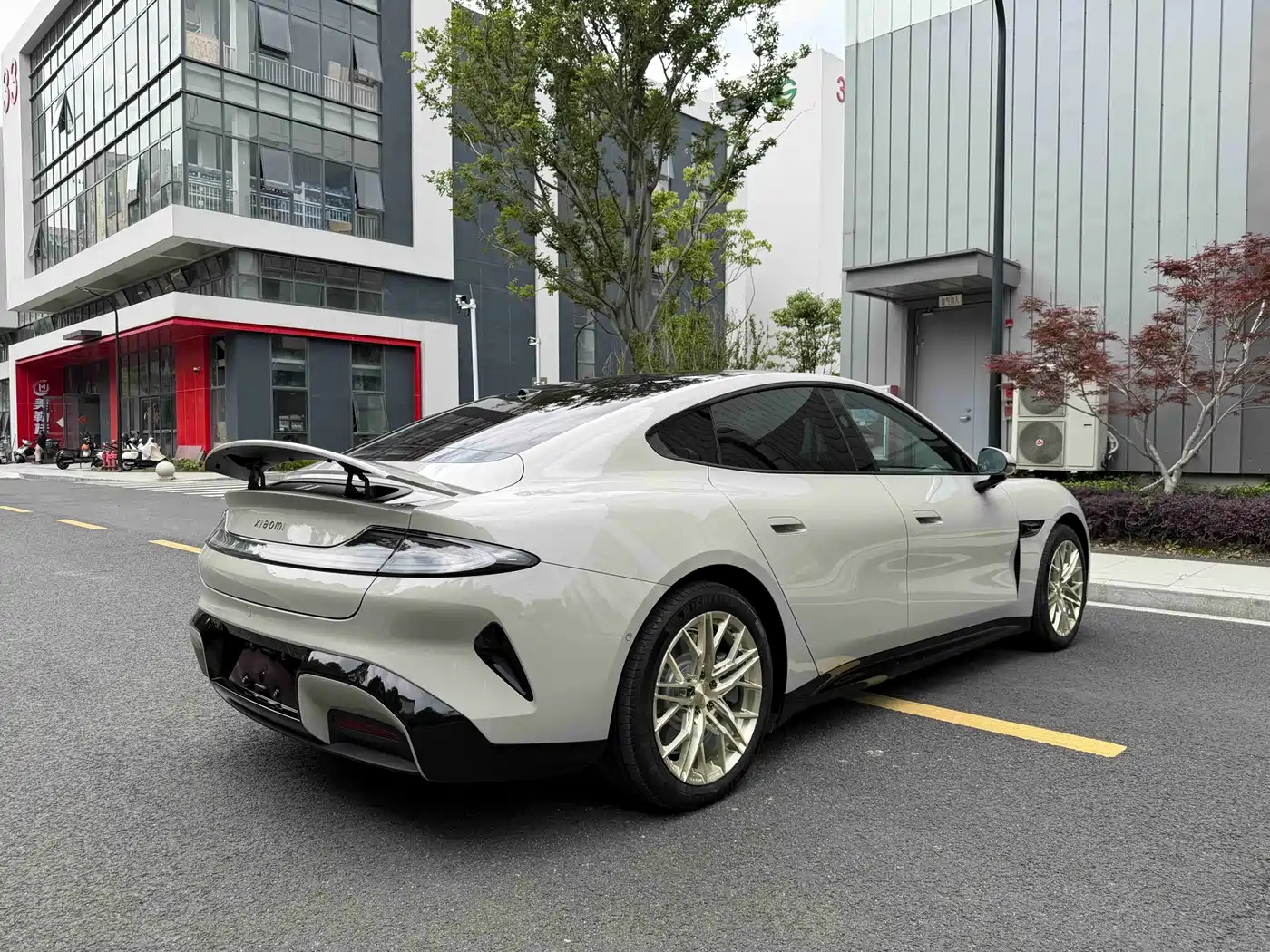 Xiaomi Auto Xiaomi SU7 2024 RWD Ultra Long Range Advanced Smart Driving Pro Edition фото 4