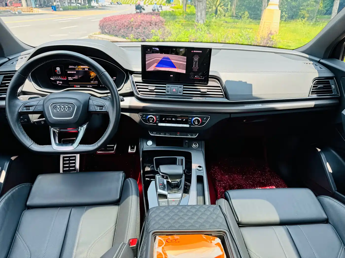 Audi Q5L 2023 45T Luxury Dynamic фото 9