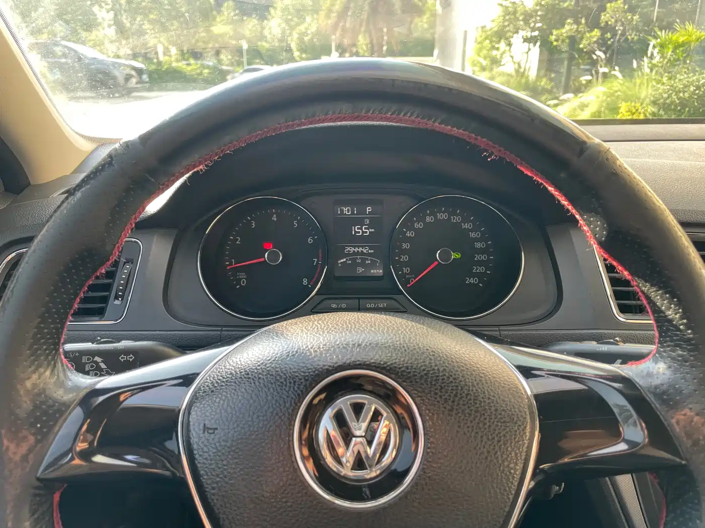 Volkswagen Lavida 2015 230TSI DSG Comfort Edition фото 18