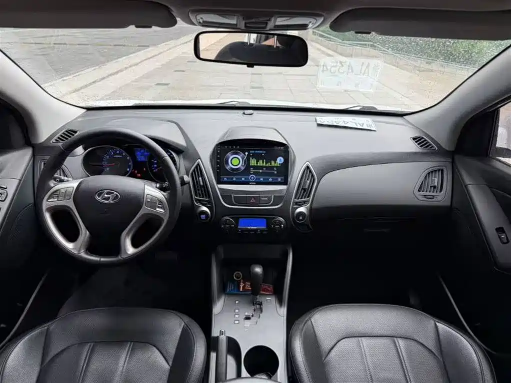 Hyundai Beijing Hyundai ix35 2013 2.0L Auto 2WD Smart GLS China IV фото 4