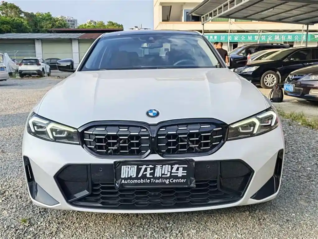 BMW 3 Series 2023 325Li M Sport Black Night Package фото 2