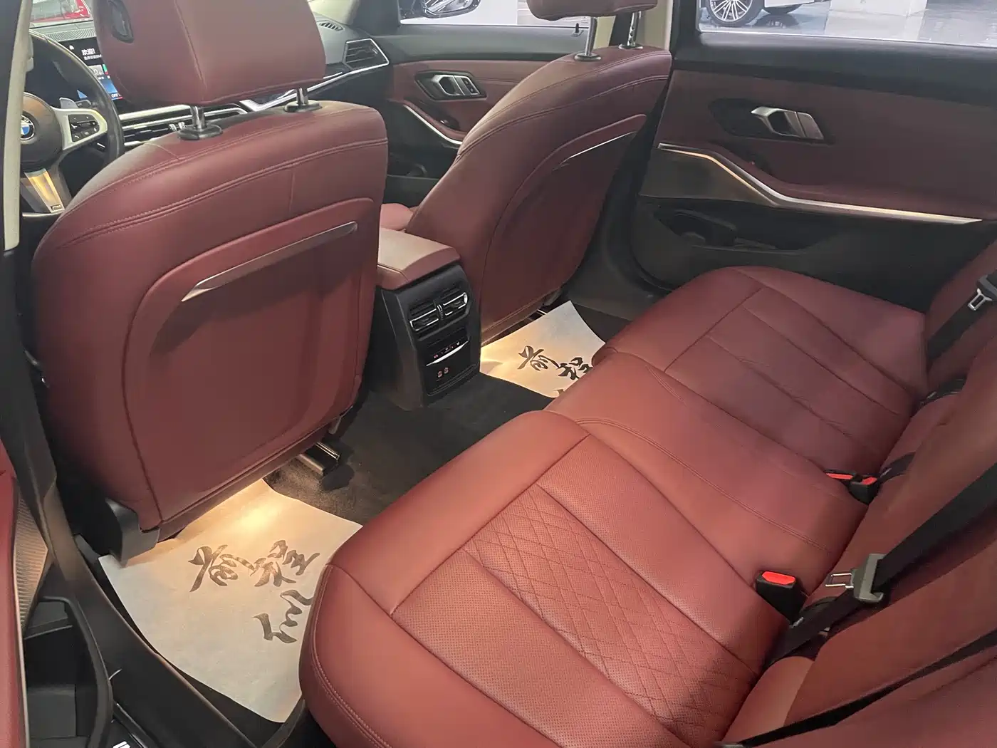 BMW 3 Series 2023 320Li M Sport Package фото 10
