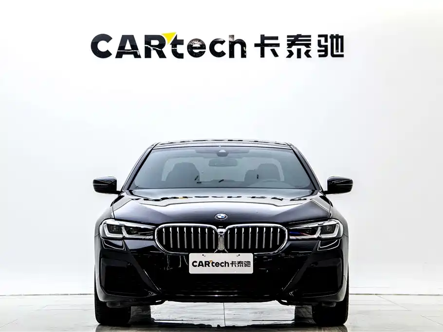 BMW 5 Series 2023 530Li Leading M Sport Package фото 3