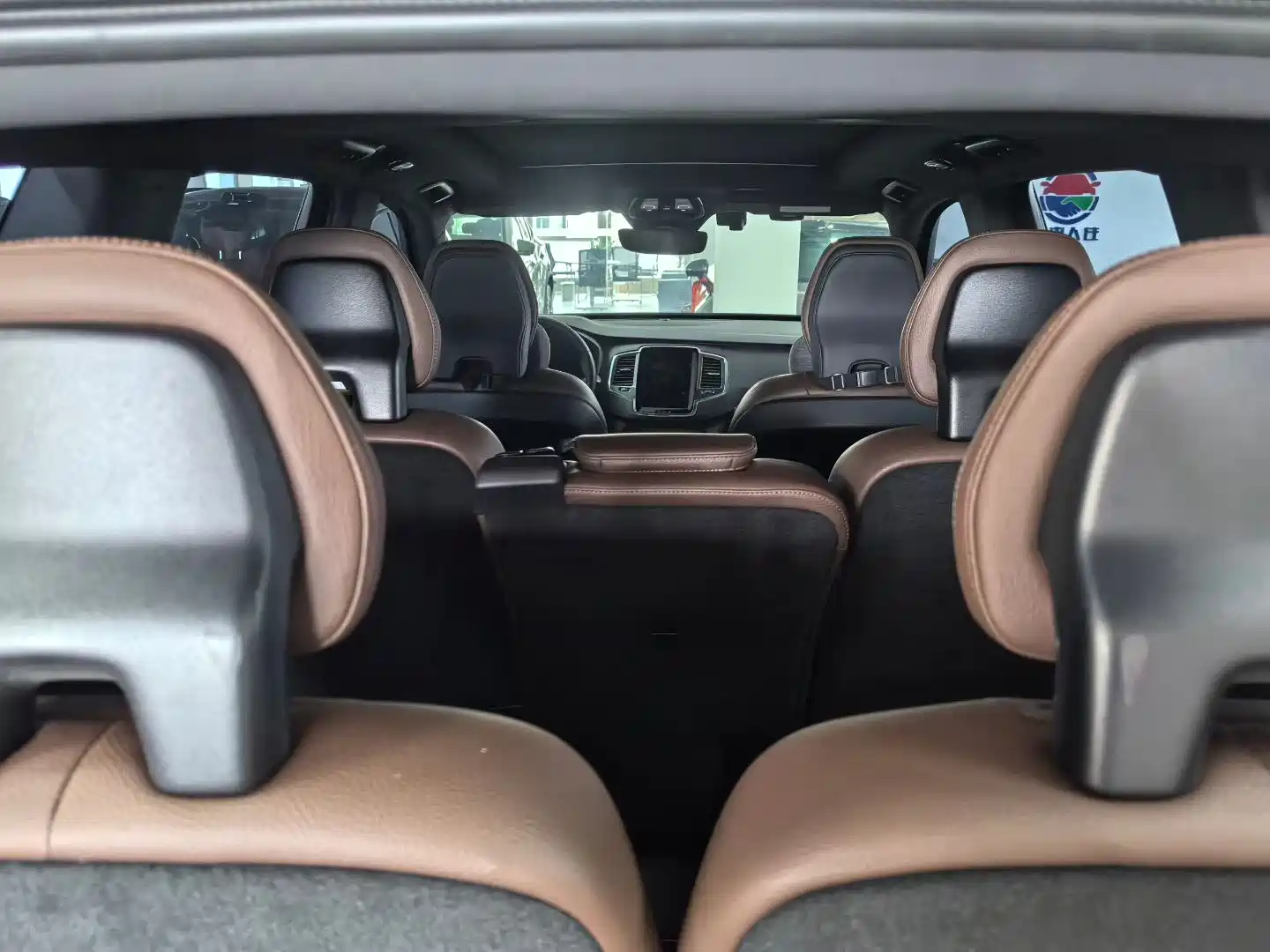 Фото 6 - Volvo XC90