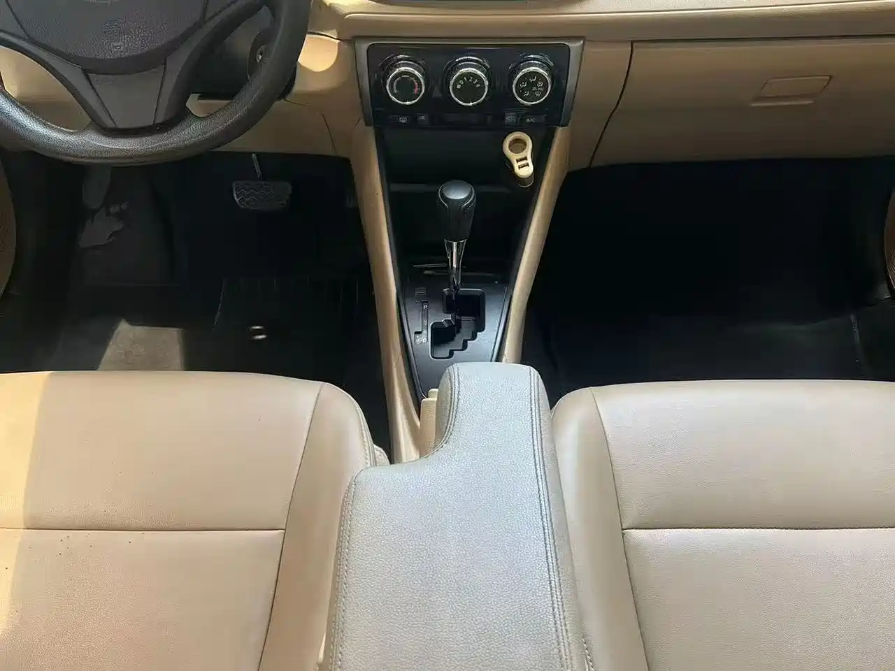 Toyota Vios 2017 1.5L CVT Pioneer фото 8