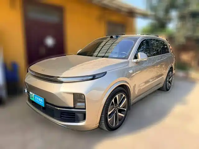 Li Auto Li Xiang L9 2022 Max — фото 1